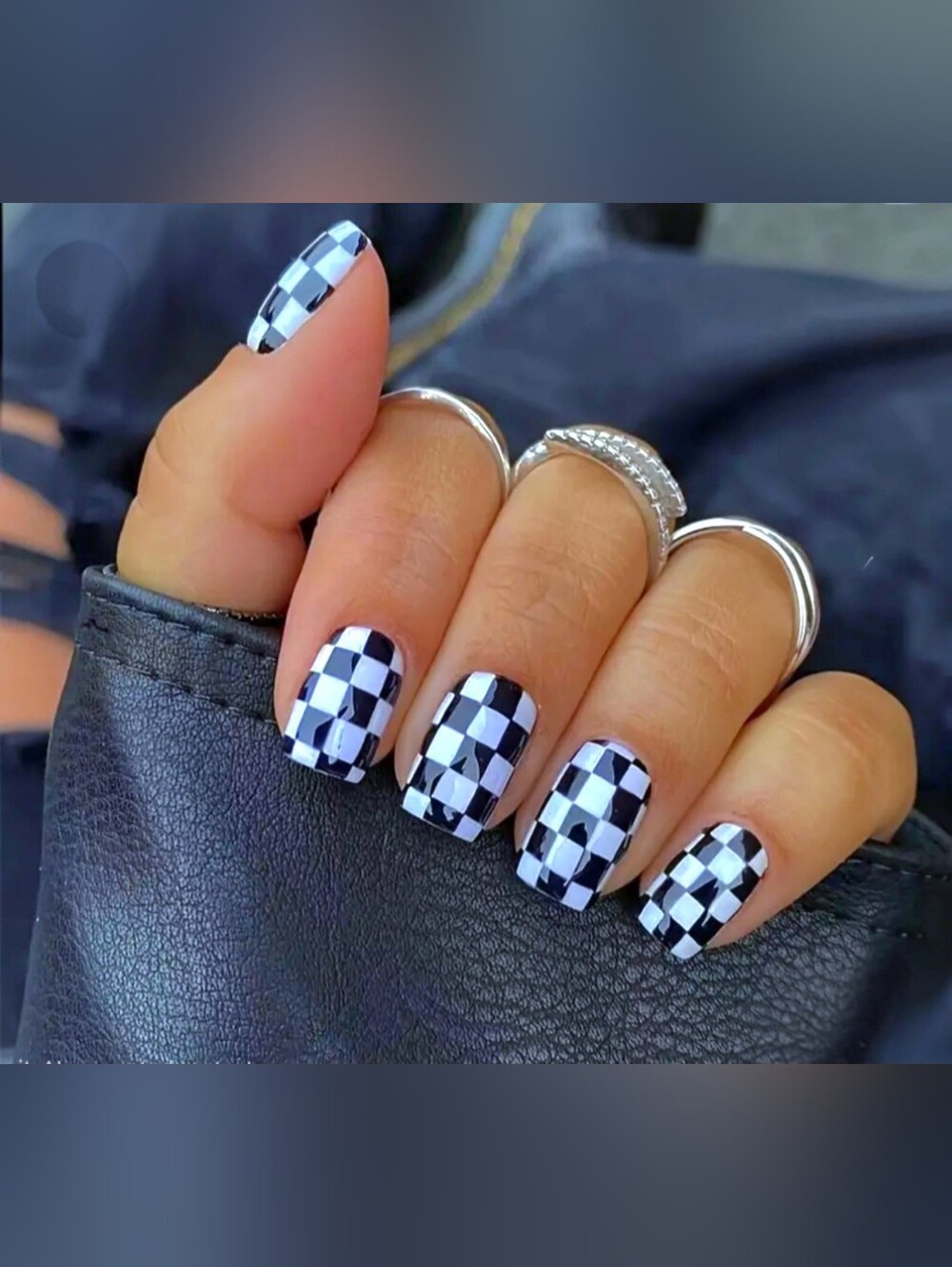 🫟 Press-on Black/White Checker Design Nails NIP